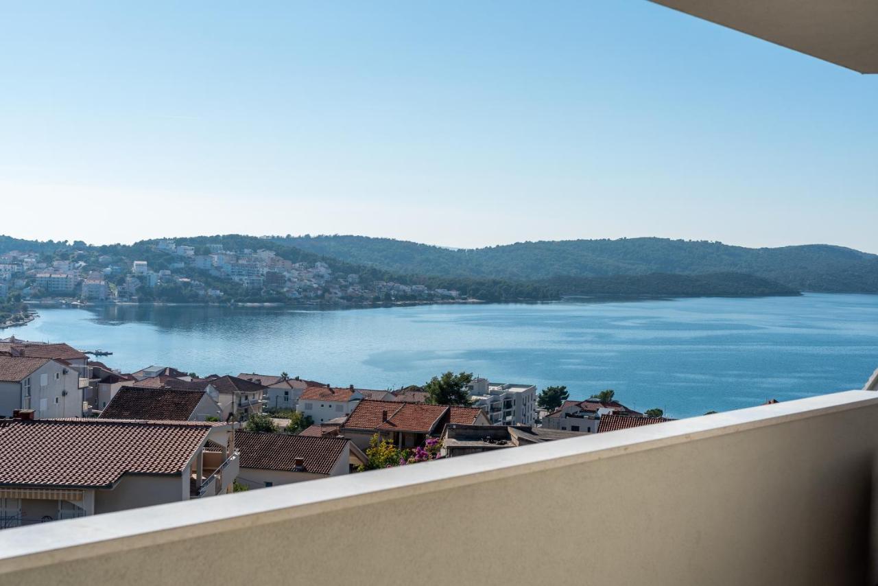 Lavender Tree - Luxury Apartments Trogir Exterior foto